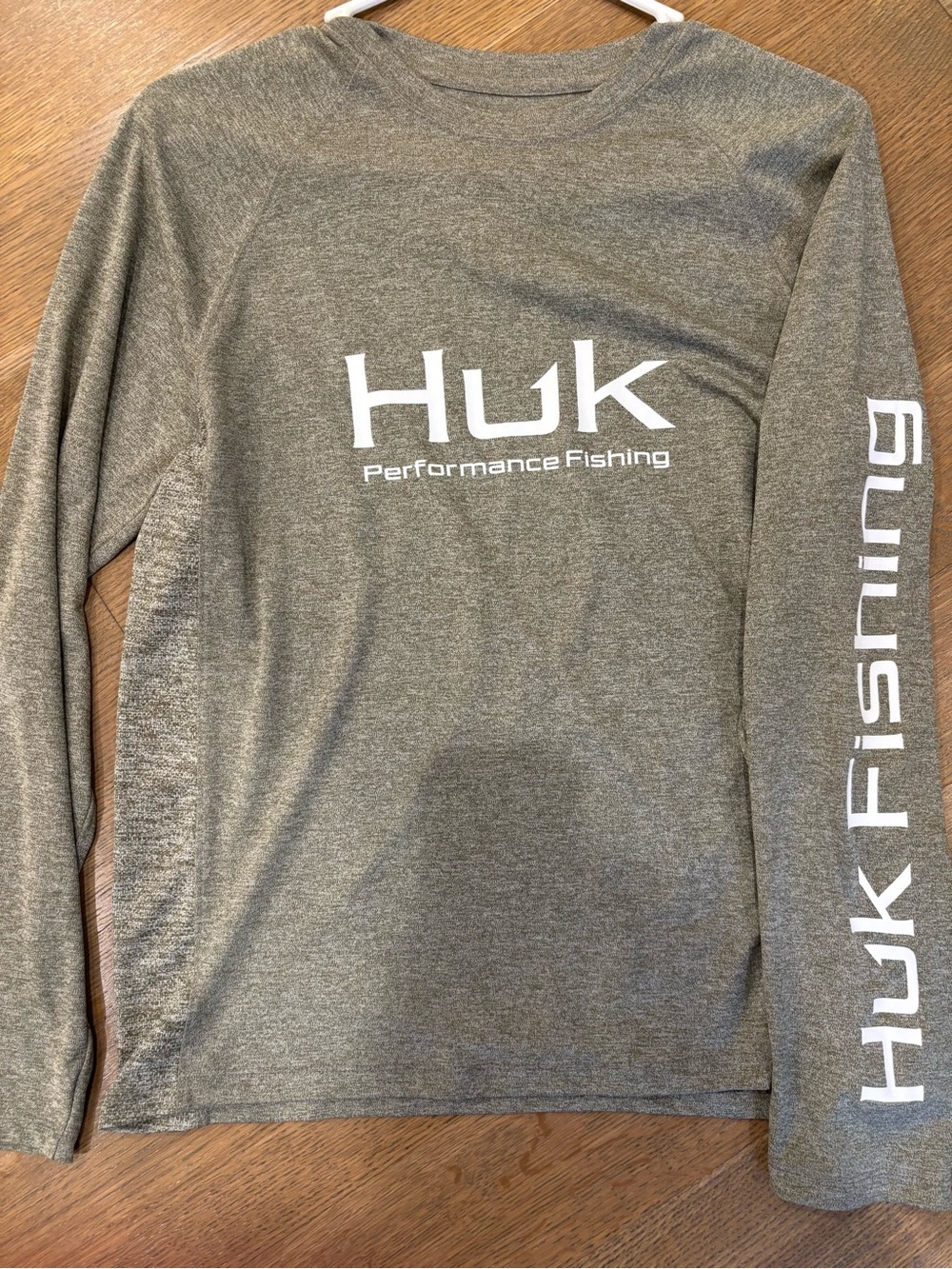 Huk Men's Long-Sleeve Performance Swim Shirt in Heather Gray